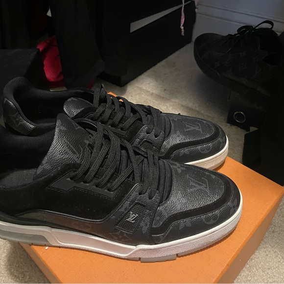 Louis Vuitton sneaker in excellent condition - Picture 3 of 6